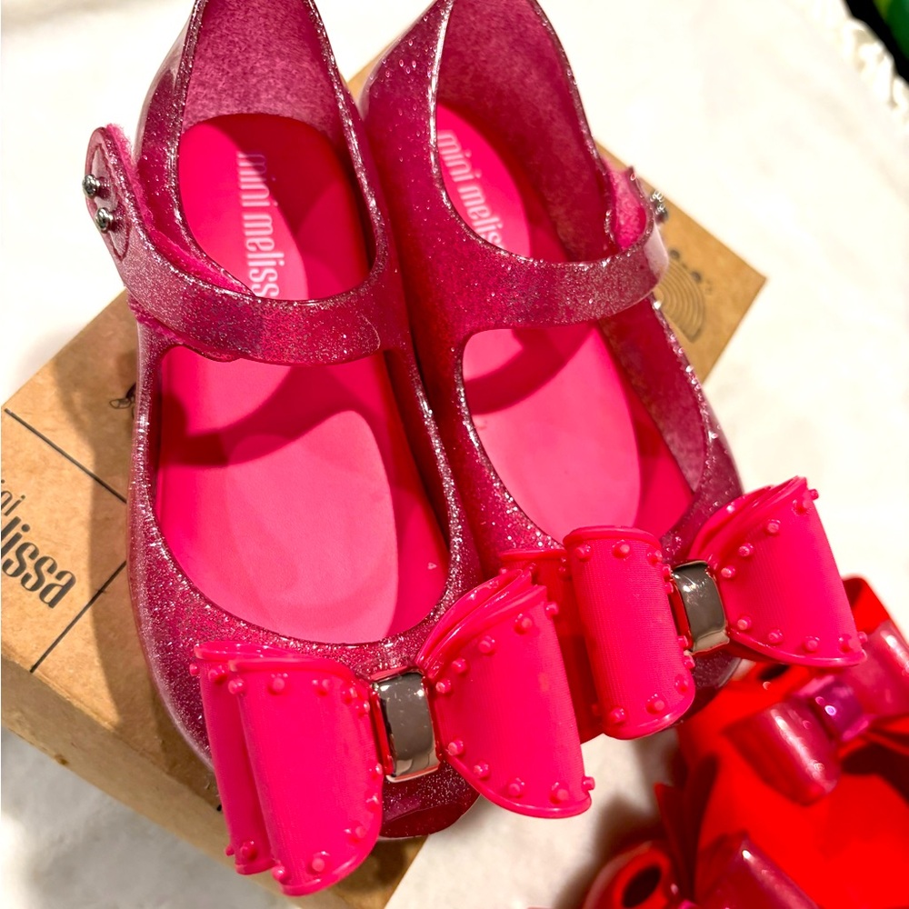 Mini Melissa Sparkly Pink Bow Shoes